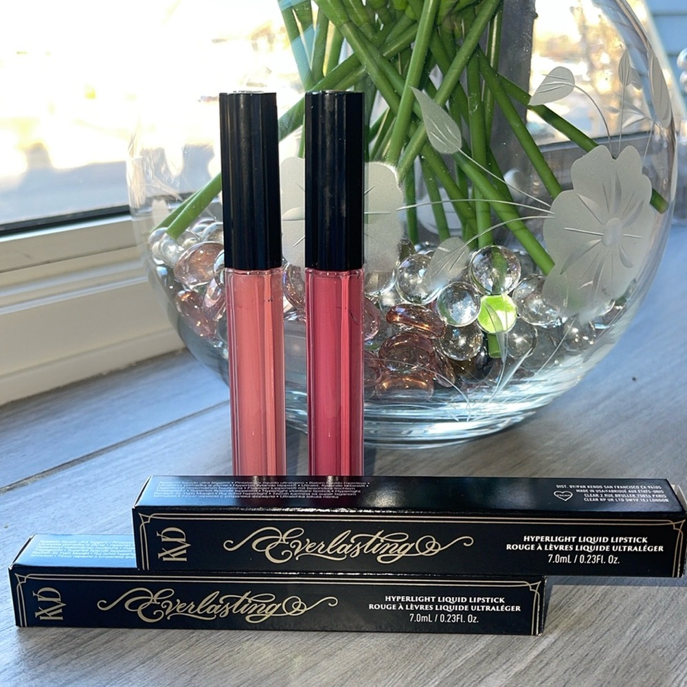 KVD BNIB two liquid lipstick